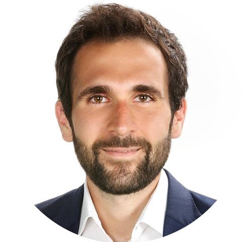 This is a profile image of طارق رضا